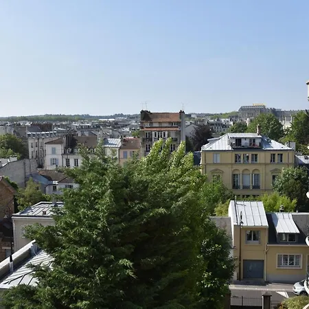 Διαμέρισμα Cozy Studio With A View Over The Palace - 5' Walk Βερσαλλίες